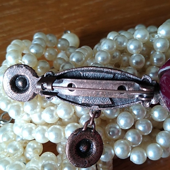 Brooch 🌺 - Picture 4 of 6